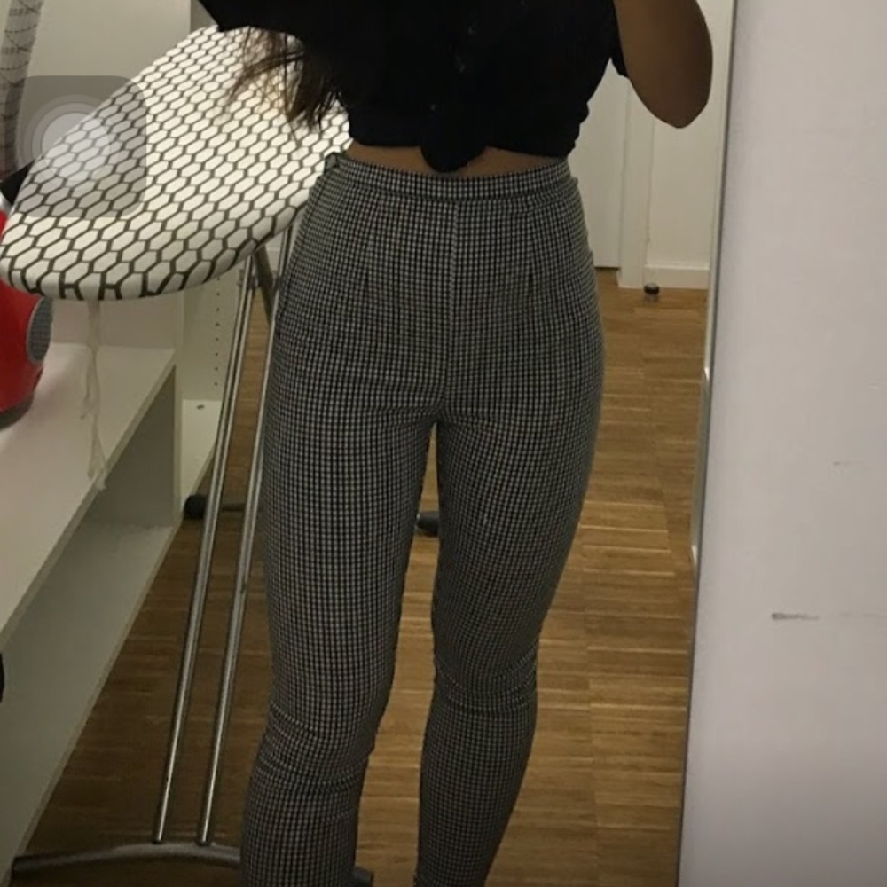 Gingham BDG Pinup High Rise Pants - Picture 2 of 3